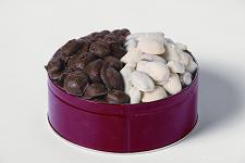 2 lb 4oz Milk/White Chocolate Pecan Gift Tin